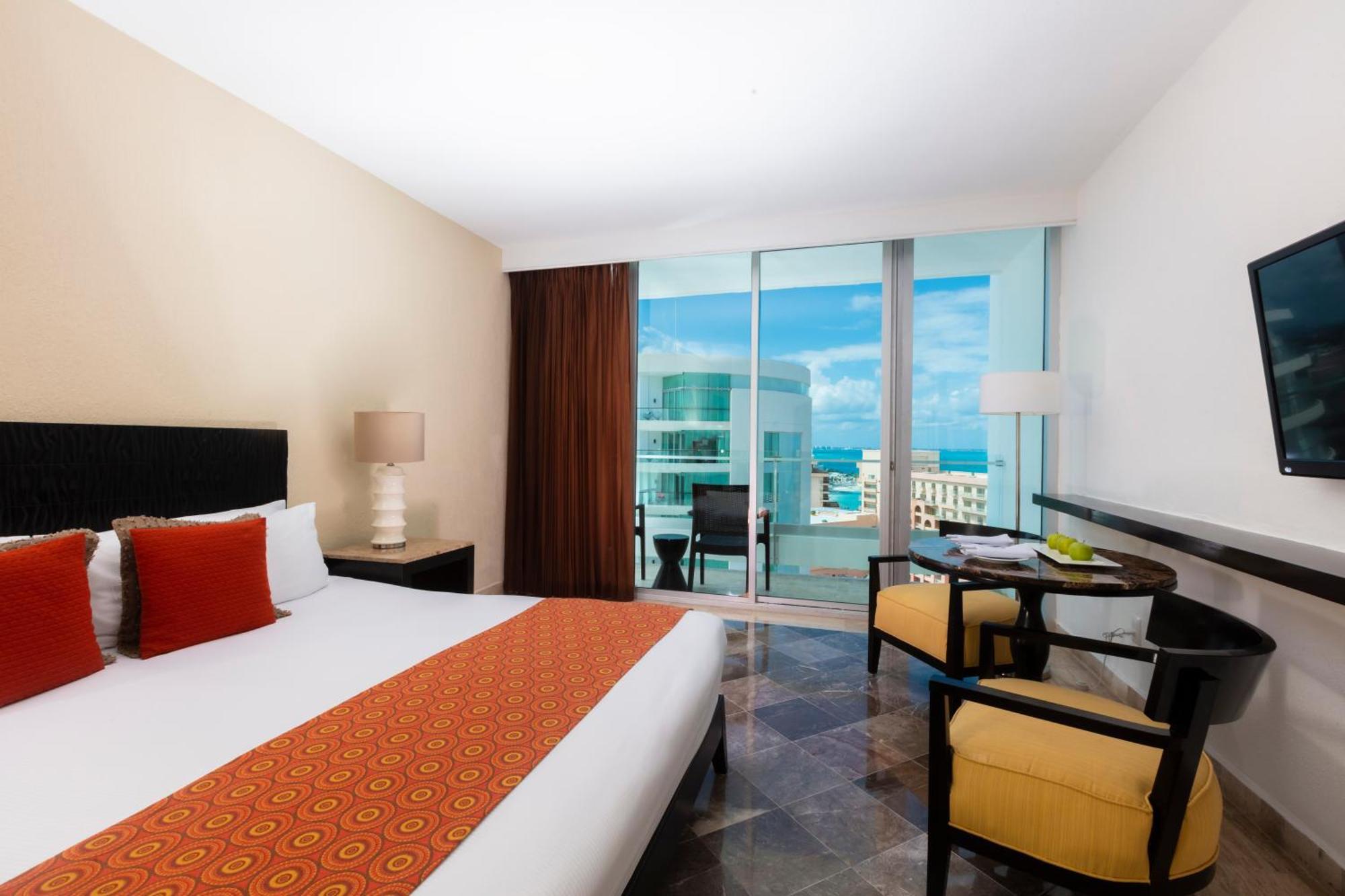 Krystal Grand Cancun All Inclusive Exterior photo